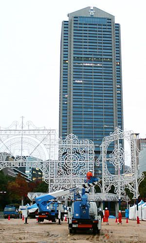 旧居留地・東遊園地と神戸市役所