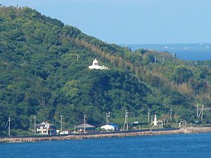 江埼灯台（江崎灯台）と明石海峡の風景