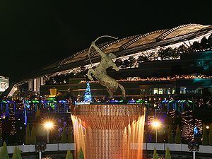阪神競馬場 セントウルガーデンのイルミネーション夜景