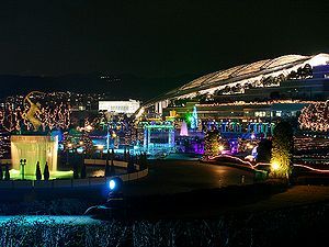 阪神競馬場 セントウルガーデンのイルミネーション夜景