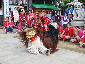 荒井神社の獅子舞