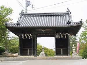 日岡神社山門