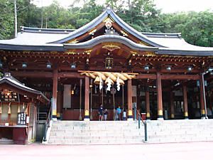 鹿嶋神社の拝殿・本殿