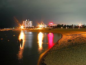 大蔵海岸海水浴場の夜景