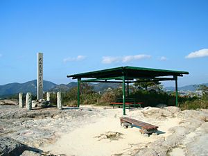 生石神社裏山山頂の展望台