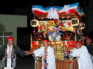 高砂神社秋祭り　神輿の陸渡御・神輿行列