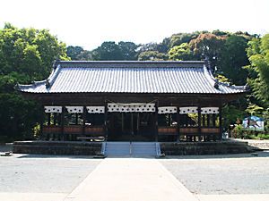 日吉神社の拝殿・本殿