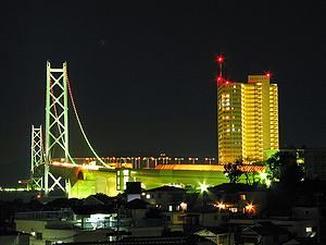 明石海峡大橋のライトアップとイルミネーション・神戸市垂水区から撮影