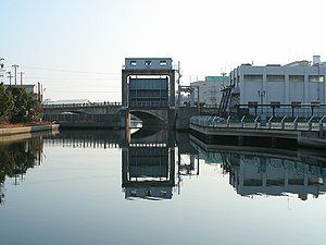 兵庫運河と大輪田水門