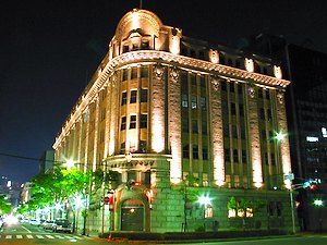 居留地５番・商船三井ビルの夜景・ライトアップ