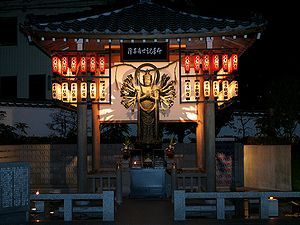 須磨寺・千手観世音菩薩のライトアップ夜景