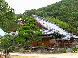 須磨寺の書院と三重塔