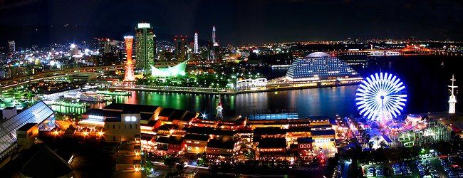 神戸港、神戸ハーバーランド、神戸メリケンパークの夜景パノラマ風景写真