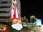 サンタクロースの壁紙・神戸ダイヤパーキングの巨大サンタクロース