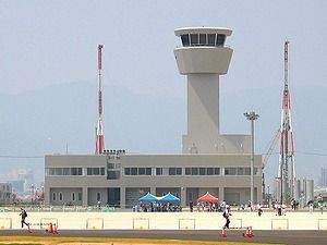 神戸空港・神戸マリンエアの管制塔