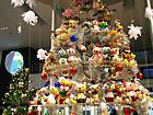 神戸空港のクリスマスツリーとイルミネーション夜景