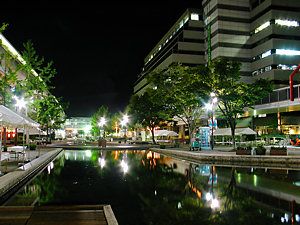 六甲アイランド/六アイ・リバーモールの夜景