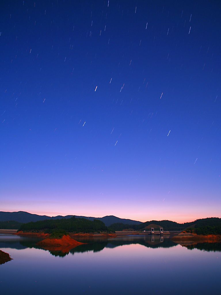 太田ダムの夜景と夜明け 日の出 壁紙写真集 無料写真素材