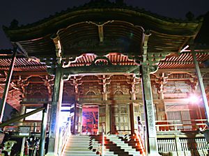 書写山円教寺・摩尼殿のライトアップ夜景