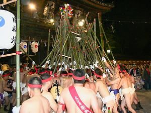 提灯祭りと提灯行列・魚吹八幡神社の秋まつり