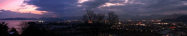 赤穂市の夜景パノラマ写真　赤穂御崎灯台・赤穂岬から撮影
