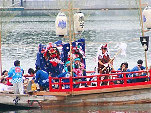 坂越の船祭り/櫂伝馬と神輿の船渡御