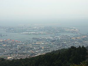 神戸ポートアイランドと神戸空港、神戸港の風景