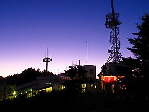 摩耶山菊星台・摩耶ロープウェー星の駅トワイライト夜景